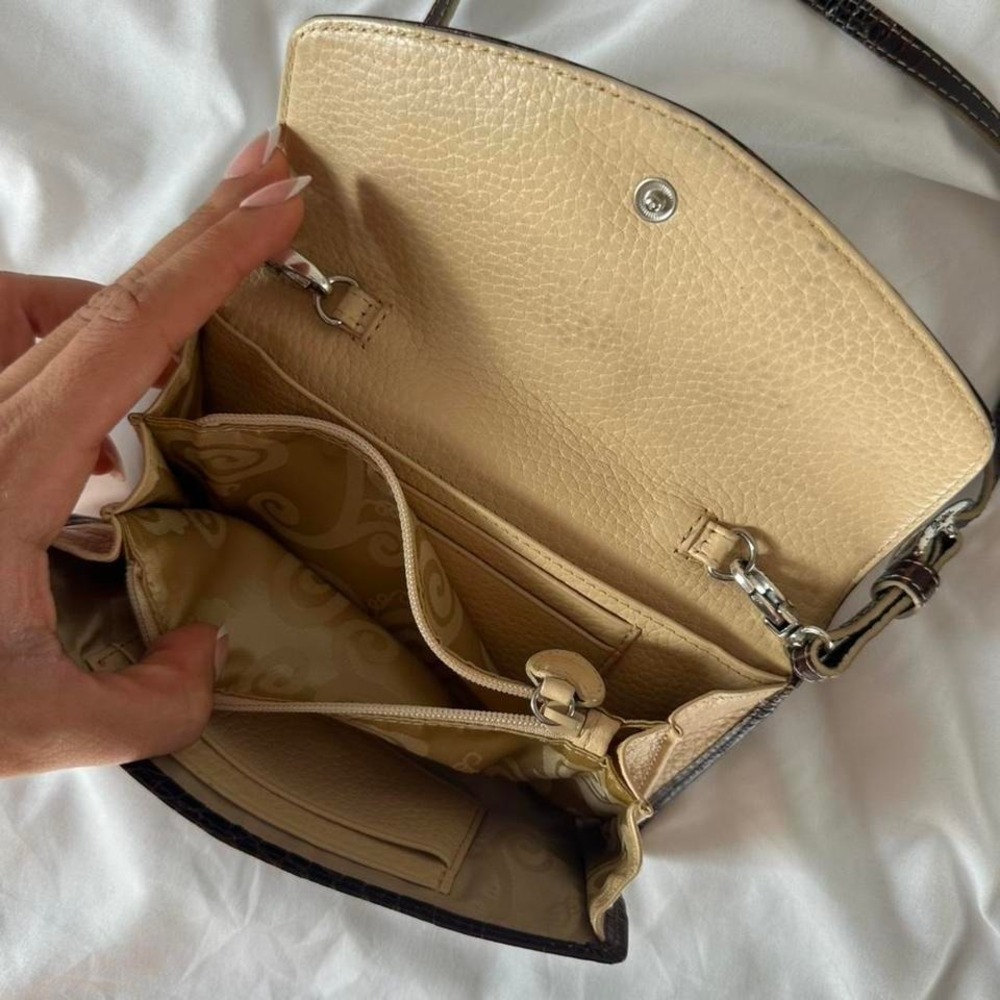 Brighton Vintage Boho‎ Western Leather Crossbody Mini Wallet Bag with Flower - Picture 5 of 8